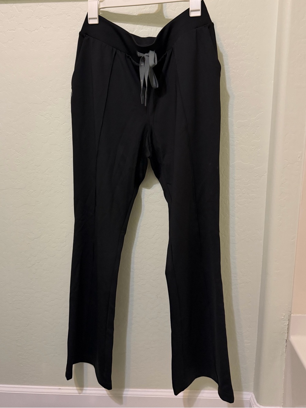 Figs - Evanston High Waist Flare Scrub Pants